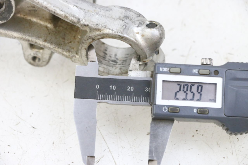 photo de GABELBRÃœCKE OBEN YAMAHA TTR 125 (2000 - 2020) - Zoom auf Gebrauchszustand