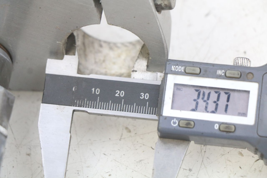 photo de OBERE GABELBRÜCKE DAELIM VL DAYSTAR 125 (2000 - 2011) - Technische Nahaufnahme