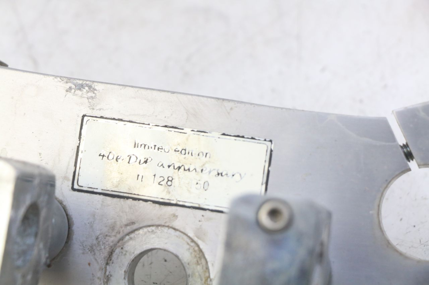 photo de OBERE GABELBRÜCKE DAELIM VL DAYSTAR 125 (2000 - 2011) - Oberflächenzustand und Material