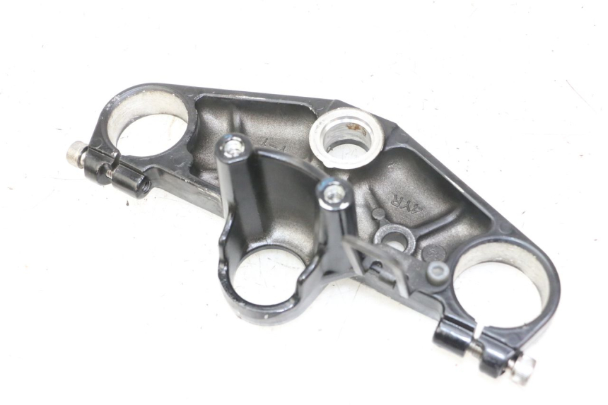 photo de GABELBRÃœCKE OBEN YAMAHA FZS FAZER 600 (2001 - 2003) - Zoom auf Gebrauchszustand