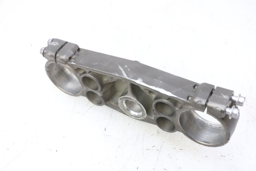 photo de GABELBRÃœCKE OBEN YAMAHA YZ-F YZF 250 (2014 - 2018) - Zoom auf Gebrauchszustand