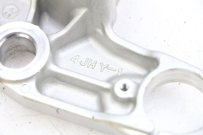 photo de OBERE GABELBRüCKE YAMAHA YZF R THUNDERCAT 600 (1996 - 2003) - Zoom auf Gebrauchszustand