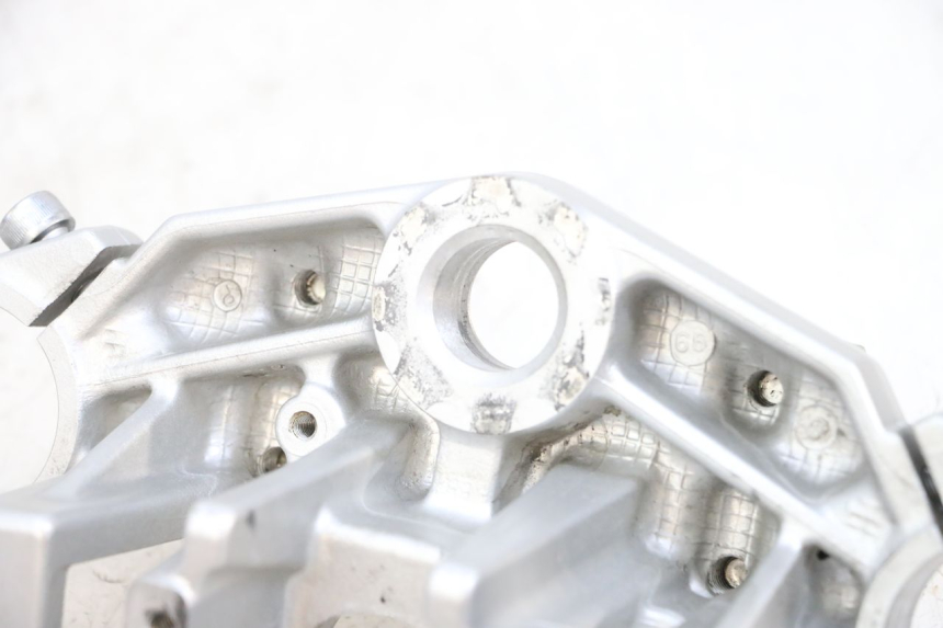 photo de GABELBRÃœCKE OBEN KAWASAKI ZR 7 750 (1999 - 2004) - Technische Nahaufnahme