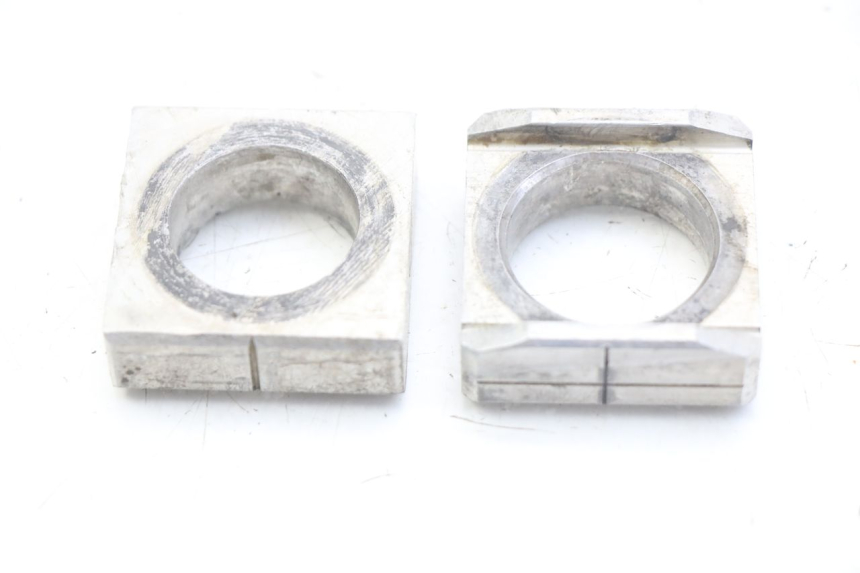 photo de KETTENSCHIEBER HONDA CRF 250 (2010 - 2013) - Detailansicht des Bauteils