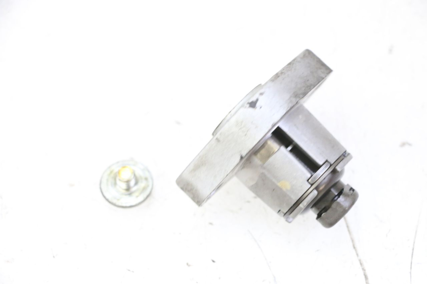 photo de STEUERKETTENSPANNER  HONDA CBF 125 (2009 - 2015) - Detailansicht des Bauteils