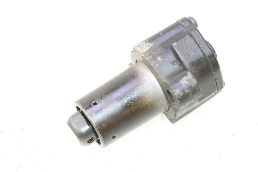 photo de STEUERKETTENSPANNER  SUZUKI DR S 600 (1985 - 1989) - Detailansicht des Bauteils