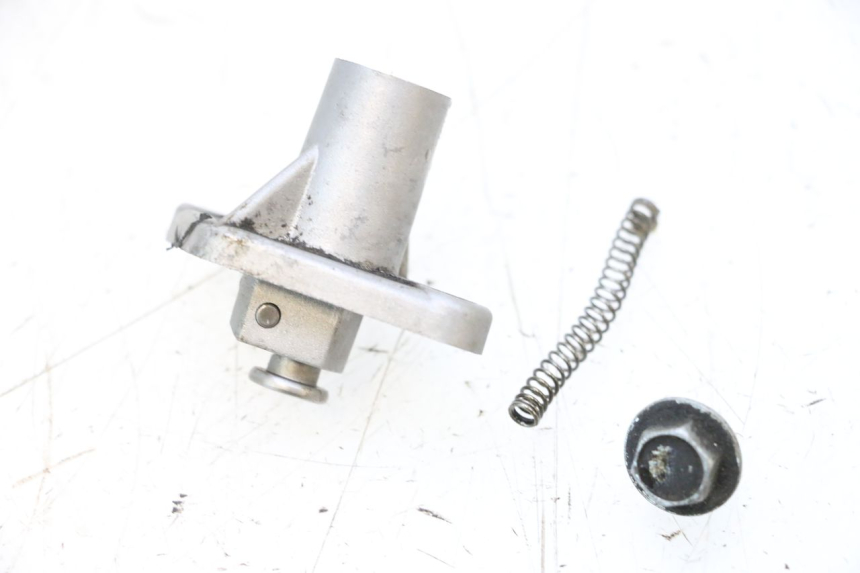 photo de STEUERKETTENSPANNER  PEUGEOT SATELIS COMPRESSOR K15 125 (2006 - 2009) - Detailansicht des Bauteils