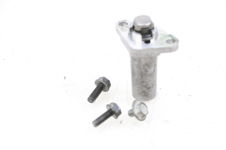 photo de STEUERKETTENSPANNER  YAMAHA TTR 125 (2000 - 2020) - Technische Nahaufnahme