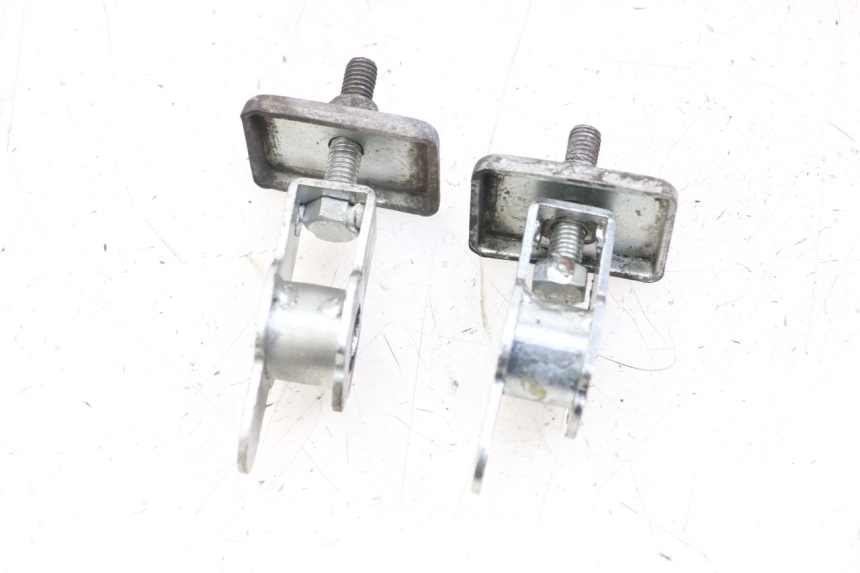 photo de KETTENSPANNER HYOSUNG GF 125 (2001 - 2005) - Detailansicht des Bauteils