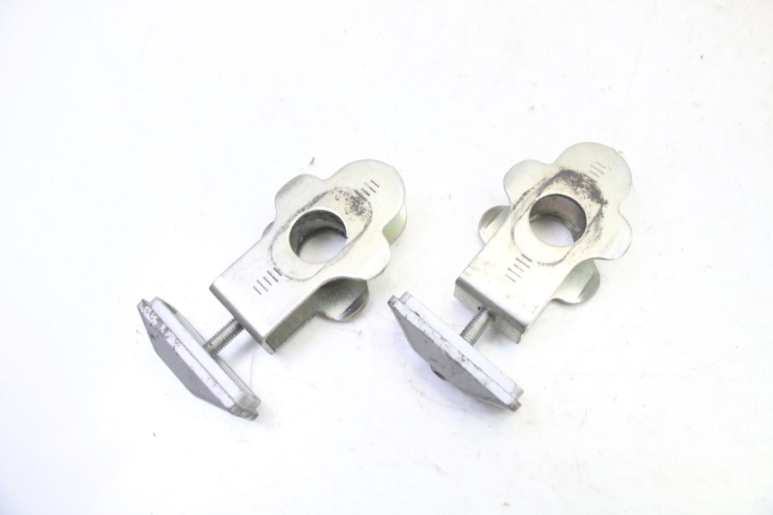 photo de KETTENSPANNER SUZUKI GSR 750 (2011 - 2017) - Detailansicht des Bauteils