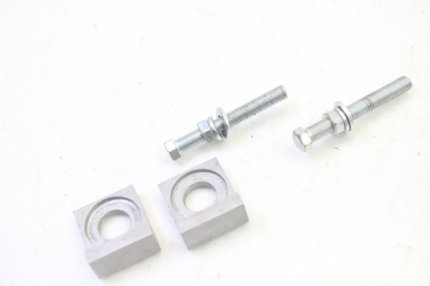 photo de KETTENSPANNER APOLLO RFZ 125 - Detailansicht des Bauteils