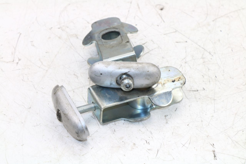 photo de KETTENSPANNER SUZUKI SFV GLADIUS 650 (2009 - 2015) - Detailansicht des Bauteils