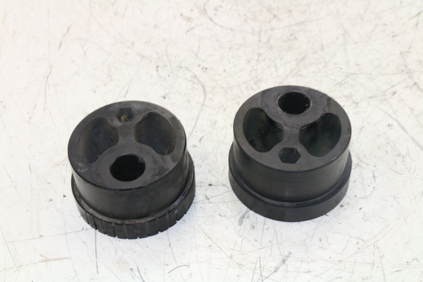 photo de KETTENSPANNER TRIUMPH TIGER 955 (2001 - 2004) - Detailansicht des Bauteils