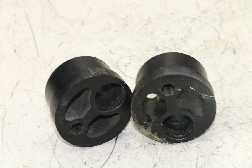 photo de KETTENSPANNER TRIUMPH TIGER 955 (2001 - 2004) - Zoom auf Gebrauchszustand