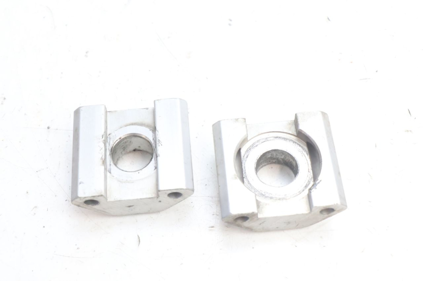 photo de KETTENSPANNER YAMAHA XJR 1300 (1998 - 2002) - Detailansicht des Bauteils