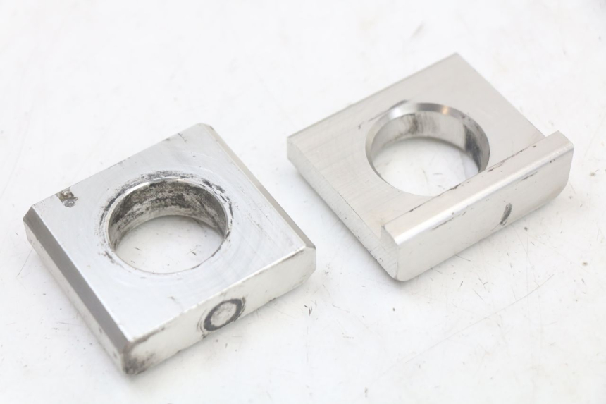 photo de KETTENSPANNER YAMAHA FZ1 FAZER 1000 (2007 - 2009) - Hauptansicht