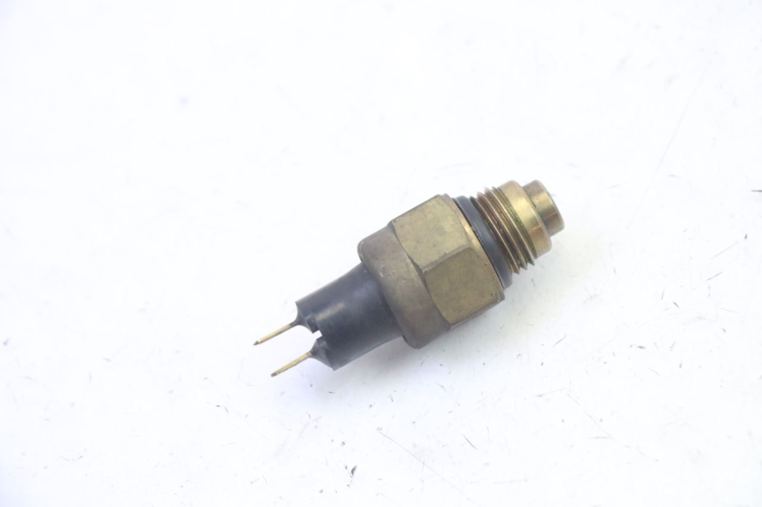 photo de THERMOSCHALTER QUADRO 4 4D 350 (2015 - 2018) - Detailansicht des Bauteils