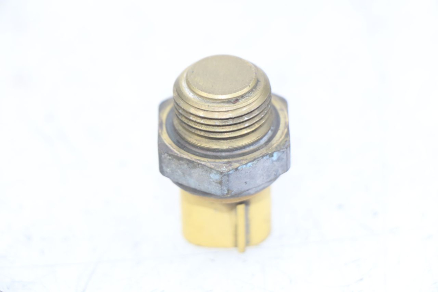 photo de THERMOSCHALTER SUZUKI BURGMAN 650 (2002 - 2004) - Detailansicht des Bauteils