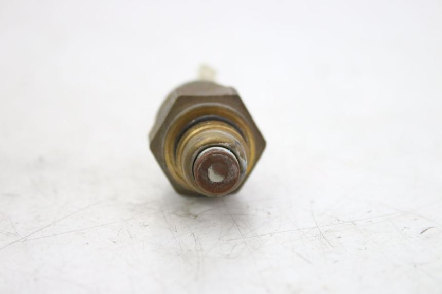 photo de THERMOCONTACT YAMAHA FZS FAZER 600 (1998 - 2001) - Zoom auf Gebrauchszustand