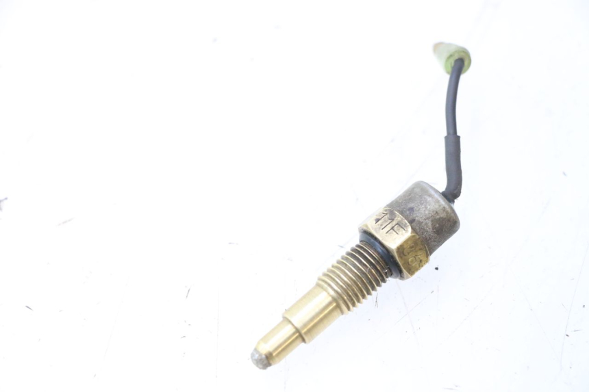 photo de THERMOSCHALTER KAWASAKI GPX F ZX750F 750 (1986 - 1990) - Detailansicht des Bauteils