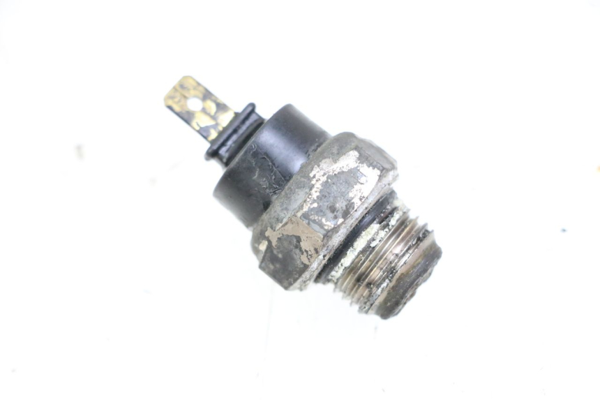 photo de THERMOSCHALTER HONDA VT C2 SHADOW 750 (1997 - 2001) - Detailansicht des Bauteils