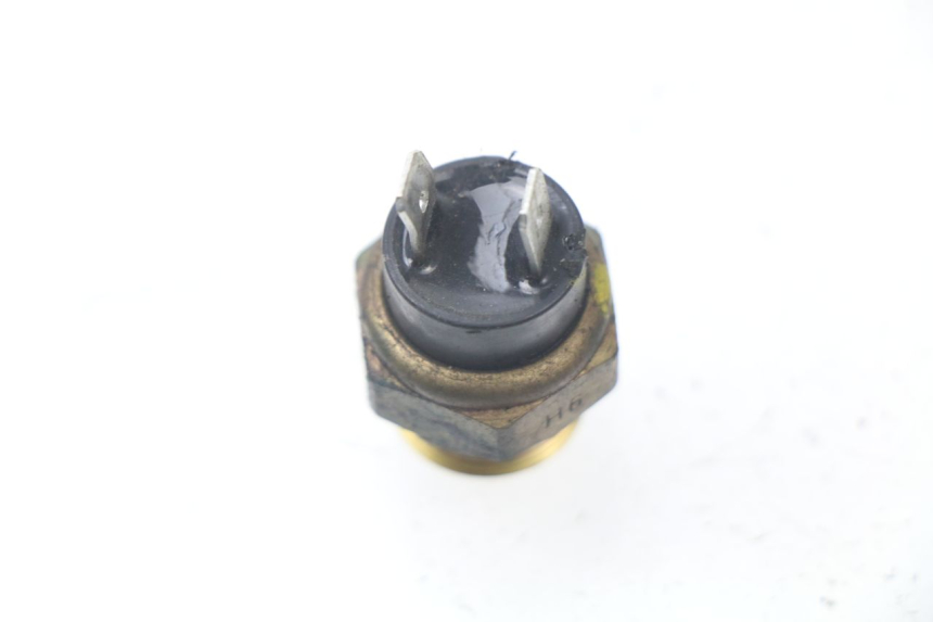 photo de THERMOSCHALTER PEUGEOT SATELIS COMPRESSOR K15 125 (2006 - 2009) - Zoom auf Gebrauchszustand