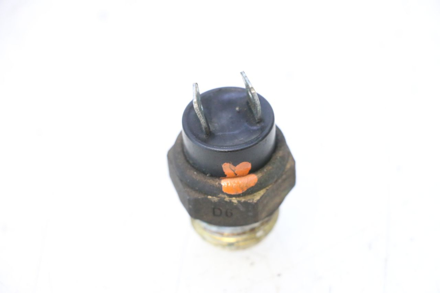 photo de THERMOSCHALTER PEUGEOT SATELIS COMPRESSOR K15 125 (2006 - 2009) - Zoom auf Gebrauchszustand