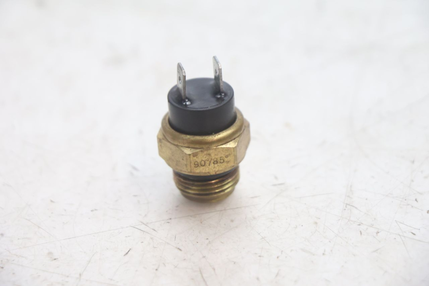photo de THERMOSCHALTER PEUGEOT SATELIS 125 (2013 - 2018) - Detailansicht des Bauteils