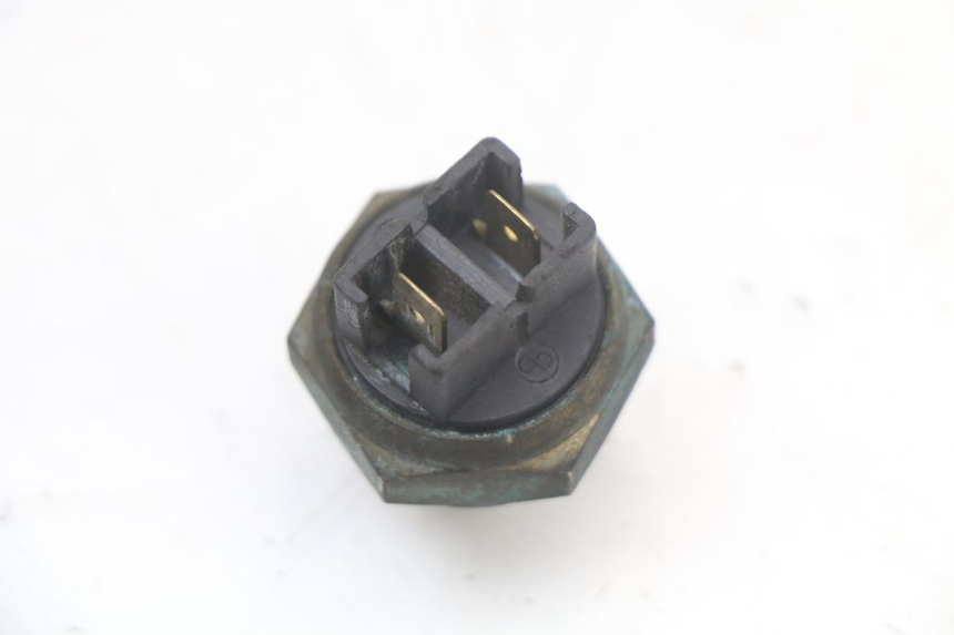 photo de THERMOSCHALTER APRILIA SCARABEO GT 125 (1999 - 2007) - Zoom auf Gebrauchszustand