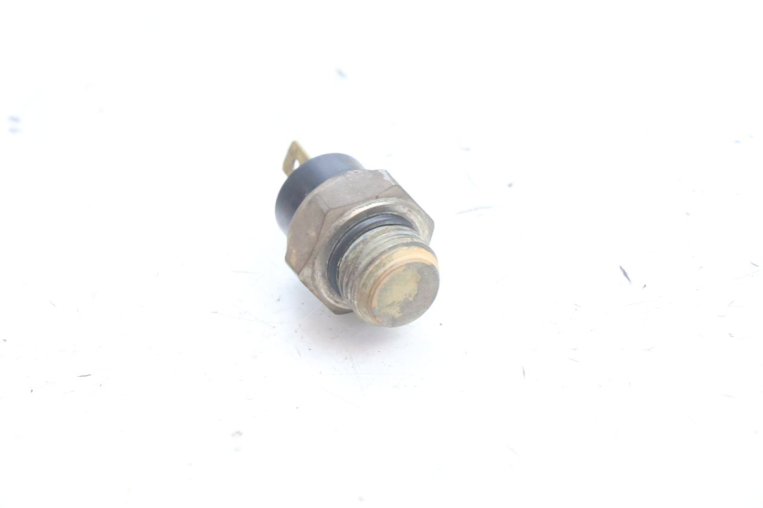 photo de THERMOSCHALTER HONDA SH 125 (2001 - 2003) - Alternative Perspektive