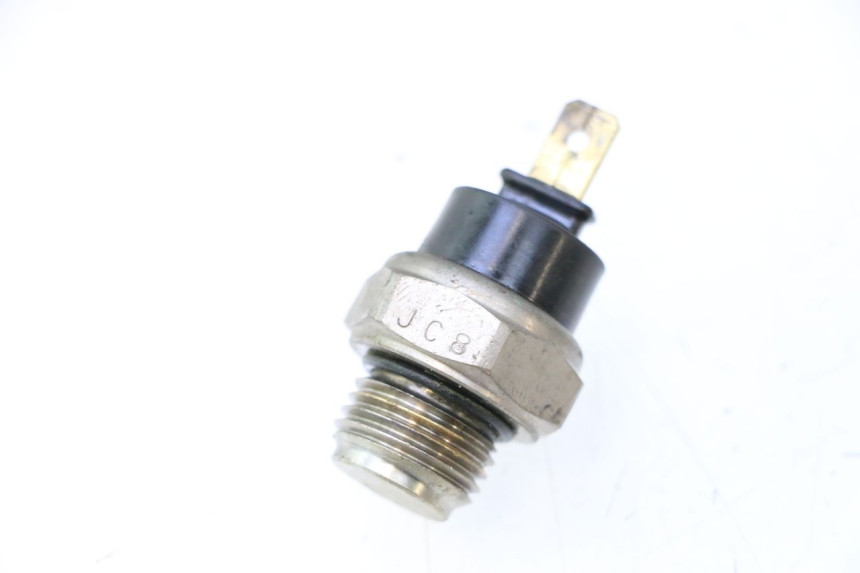 photo de THERMOSCHALTER HONDA ST PAN EUROPEAN 1100 (1990 - 2002) - Zoom auf Gebrauchszustand