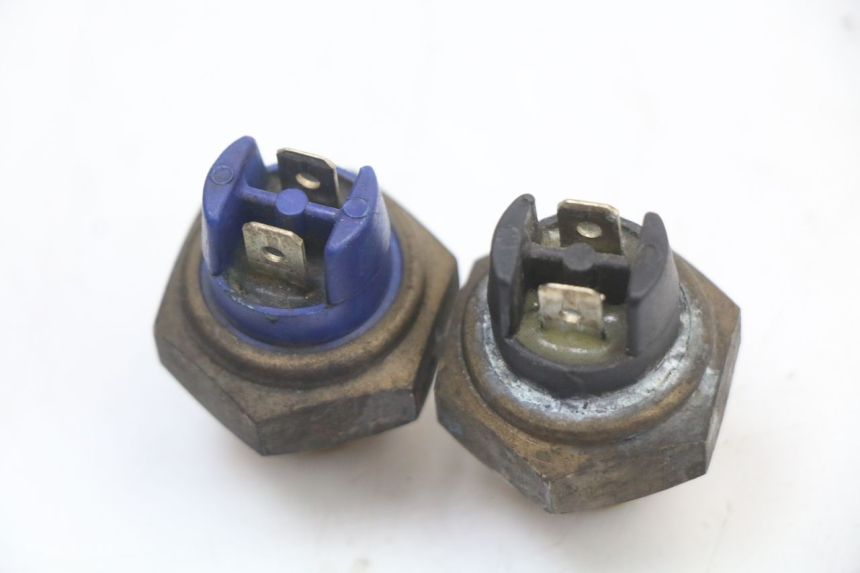 photo de THERMOKONTAKT YAMAHA YP MAJESTY 125 (2002 - 2006) - Detailansicht des Bauteils