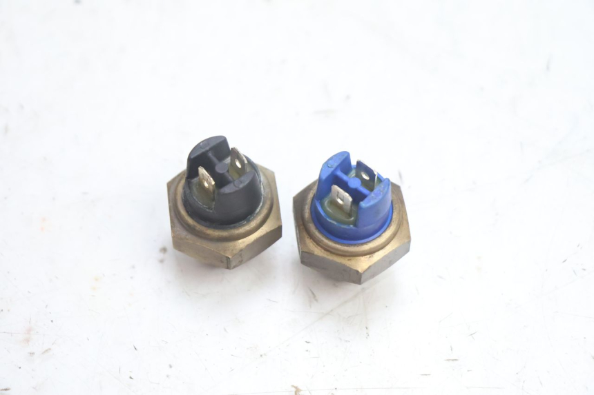 photo de THERMOKONTAKT YAMAHA YP MAJESTY 125 (2002 - 2006) - Detailansicht des Bauteils