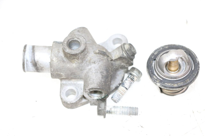photo de THERMOSTAT SUZUKI BURGMAN 125 (2007 - 2014) - Zoom auf Gebrauchszustand