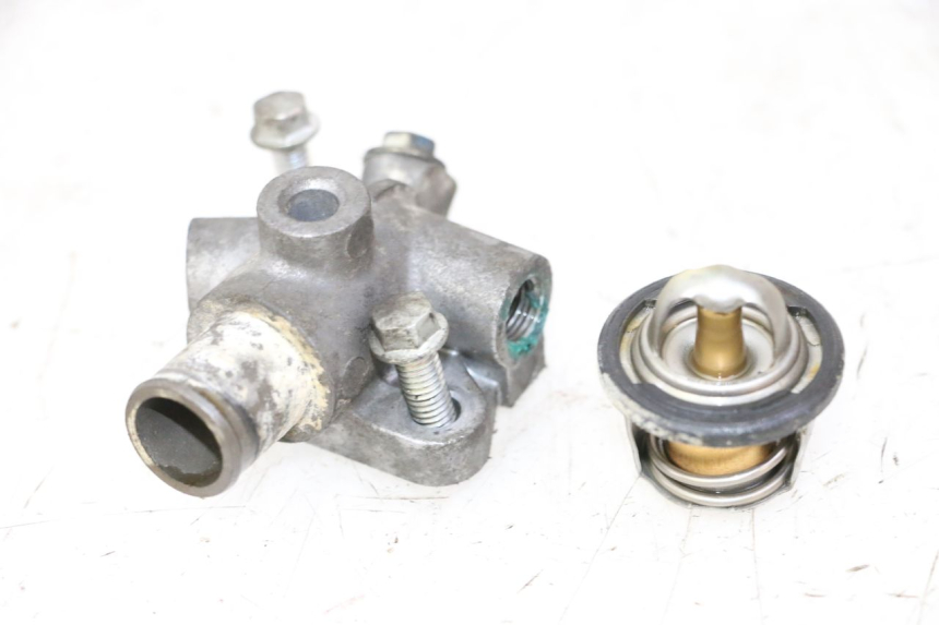 photo de THERMOSTAT SUZUKI BURGMAN 125 (2007 - 2014) - Hauptansicht