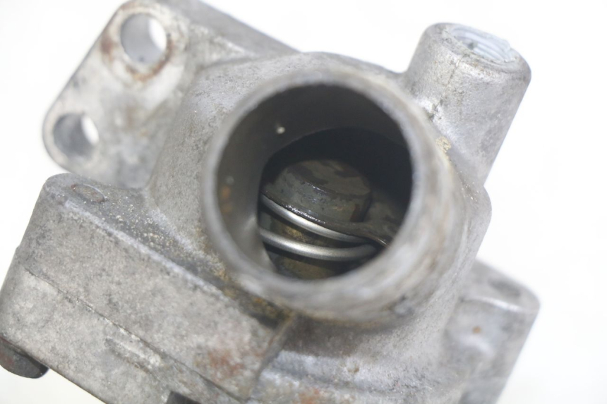 photo de THERMOSTAT HONDA CBR F SC25 1000 (1989 - 1992) - Zoom auf Gebrauchszustand