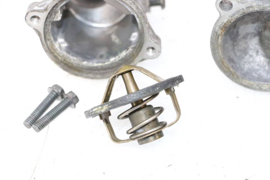 photo de THERMOSTAT  YAMAHA FJR 1300 (2001 - 2005) - Details der Befestigungspunkte