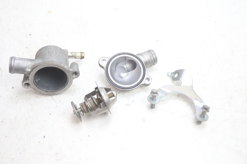 photo de THERMOSTAT  HONDA FJS SILVER WING SILVERWING 400 (2005 - 2008) - Hauptansicht