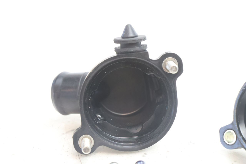 photo de THERMOSTAT  YAMAHA FZ8 800 (2010 - 2016) - Zoom auf Gebrauchszustand