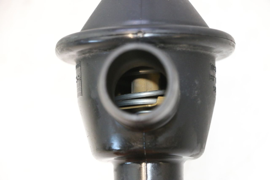 photo de THERMOSTAT  CAN-AM SPYDER RS 1000 (2008 - 2012) - Zoom auf Gebrauchszustand