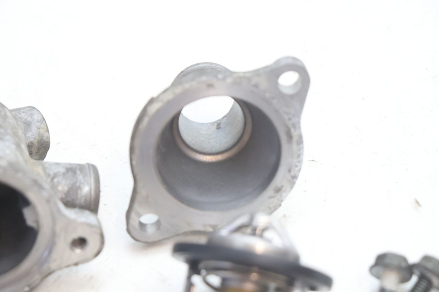 photo de THERMOSTAT  SUZUKI SV S 650 (2003 - 2009) - Zoom auf Gebrauchszustand