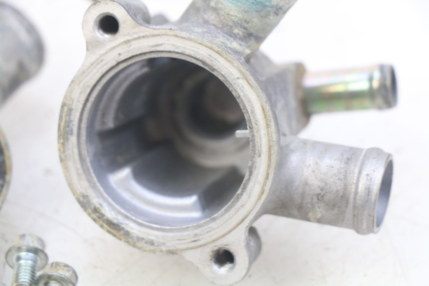 photo de THERMOSTAT  HONDA VFR FI RC46 800 (1998 - 2001) - Oberflächenzustand und Material