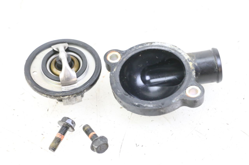 photo de THERMOSTAT  YAMAHA FZ6 FAZER S2 600 (2007 - 2011) - Alternative Perspektive