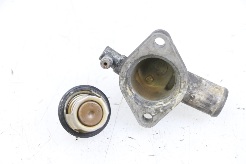 photo de THERMOSTAT  YAMAHA YP MAJESTY 125 (2002 - 2006) - Detailansicht des Bauteils