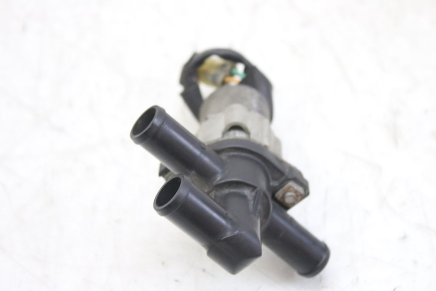 photo de THERMOSTAT YAMAHA YZF R1 1000 (2007 - 2008) - Oberflächenzustand und Material