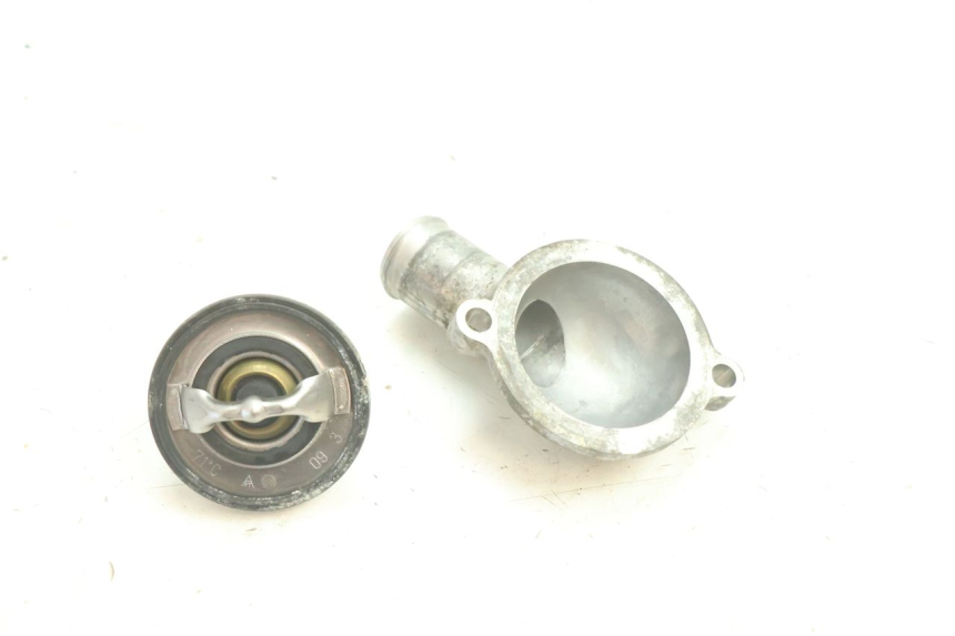 photo de THERMOSTAT  YAMAHA YZF R6 600 (2008 - 2009) - Hauptansicht