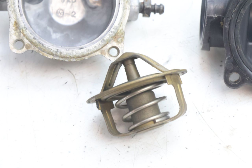 photo de THERMOSTAT KAWASAKI ZZR 600 (1995 - 2004) - Alternative Perspektive