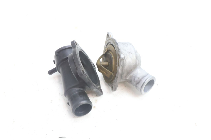 photo de THERMOSTAT KAWASAKI ZZR 600 (1995 - 2004) - Details der Befestigungspunkte