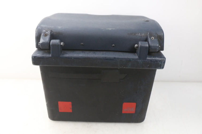 photo de KOFFER KYMCO AGILITY 4T 50 (2005 - 2018) - Zoom auf Gebrauchszustand