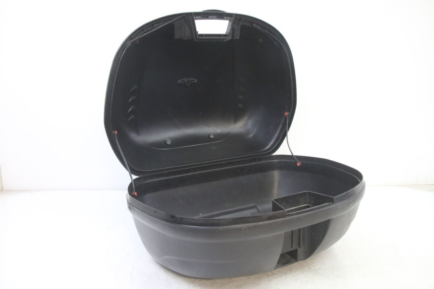 photo de KOFFER APRILIA ATLANTIC 125 (2003 - 2009) - Oberflächenzustand und Material